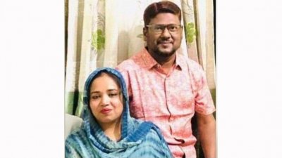 স্বামী জিয়াউর রহমানের সঙ্গে শিক্ষক মাহমুদা আক্তার জলি