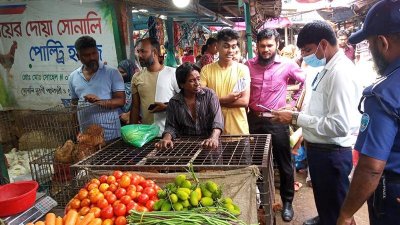 বাজারে ভোক্তা অধিকার অধিদফতরের অভিযান