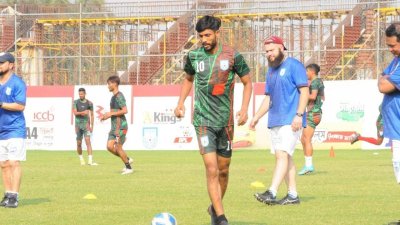 নাবীব নেওয়াজ জীবনের জায়গা হয়নি বাংলাদেশ দলে