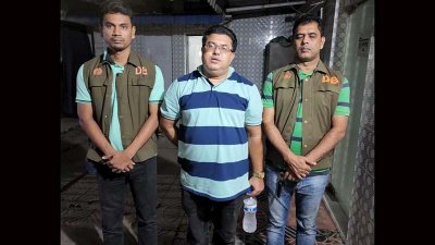 গ্রেফতার আব্দুল মালেক