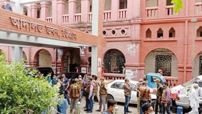 প্রতিপক্ষকে ফাঁসাতে ধর্ষণ মামলা করে কারাগারে বাদী