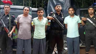গ্রেফতার ইউপি সদস্যের তিন ছেলে