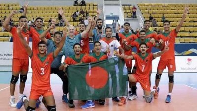 ‘সবাই অন্য চোখে দেখা শুরু করেছে’