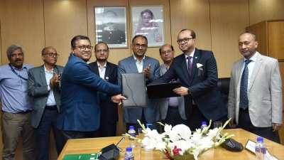 বাংলাদেশ ব্যাংকের সঙ্গে ইসলামী ব্যাংকের চুক্তি সই