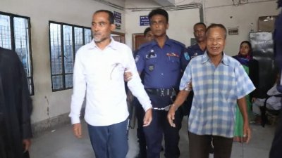 দণ্ডপ্রাপ্ত উলফা নেতা রঞ্জন চৌধুরী ও তার সহযোগী প্রদীপ মারাক