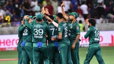 এশিয়া কাপে শ্রীলঙ্কার বিপক্ষে নামছে পাকিস্তান