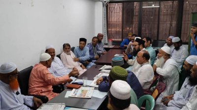 মুফতি সৈয়দ মুহাম্মাদ রেজাউল করীমের সঙ্গে সৌজন্য সাক্ষাৎ করেন  মেজর জেনারেল অব. সৈয়দ মুহাম্মদ ইবরাহিম