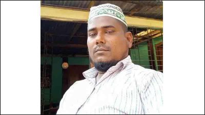 ভ্যানচালক ফারুক মুন্সী