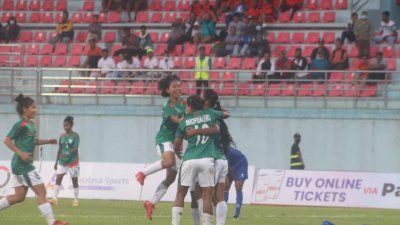 সাবিনার জোড়ায় জয়ে শুরু বাংলাদেশের