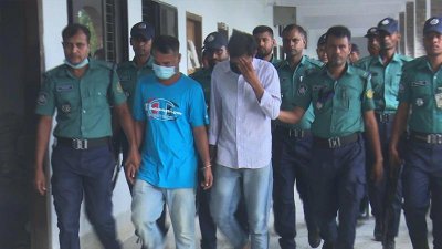 আদালতে আসামি আলী আকবর ও মেহেদী