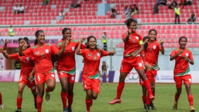 ‘কাঠমান্ডুতে মেয়েরা ইতিহাস গড়ুক, এটাই চাই’