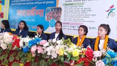 সাফজয়ী কলসিন্দুরের আট খেলোয়াড়কে সংবর্ধনা দিয়েছে ময়মনসিংহ পুলিশ