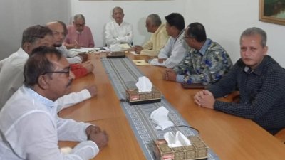 জাতীয় পার্টি (কাজী জাফর)- এর  নেতাদের সঙ্গে বিএনপির মতবিনিময়