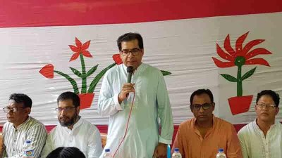 যশোর শহরের নীলগঞ্জ সাহাপাড়া পূজা মন্দির পরিদর্শন করেছেন এমপি কাজী নাবিল আহমেদ