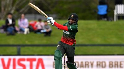 সাকিব খেলেছেন ৪২ বলে ৬৮ রানের ইনিংস