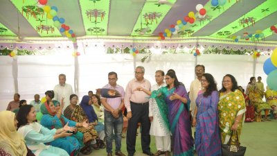 উদ্বোধন করেন জাতীয় প্রেস ক্লাবের সভাপতি ফরিদা ইয়াসমিন