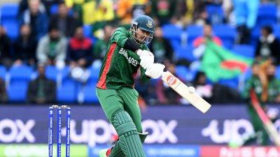 সৌম্যকে সমর্থন দিয়ে যা বললেন বিজয়