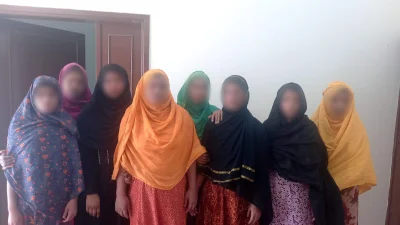 গৃহকর্মীর কাজ নিয়ে সৌদি আরবে গিয়ে আটকা পড়া বাংলাদেশি নারীরা