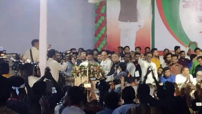 অংক শেখার পর সরকারে যাওয়ার খোয়াব দেখেন, বিএনপিকে মেয়র তাপস