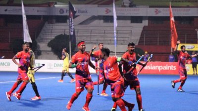লিগের শুরুতে জিতেছে চট্টগ্রাম।