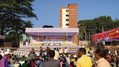 রংপুর প্রতিনিধি বিভিন্ন জেলা থেকে দলে দলে সমাবেশস্থলে জড়ো হচ্ছেন বিএনপির নেতাকর্মীরা