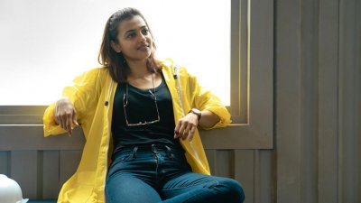 ফের নেটফ্লিক্সে রাধিকা, এবার ‘মনিকা, ও মাই ডার্লিং’