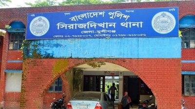 পুলিশ কনস্টেবলের স্ত্রীর ঝুলন্ত লাশ উদ্ধার 