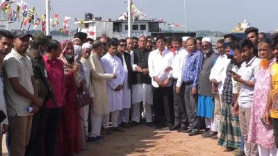 চার বছর পর মুন্সীগঞ্জ-নারায়ণগঞ্জ রুটে ফেরি চলাচল শুরু