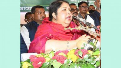 বক্তব্য দিচ্ছেন স্পিকার ড. শিরীন শারমিন চৌধুরী