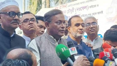 প্রধানমন্ত্রীর জনসভাস্থল চট্টগ্রাম পলোগ্রাউন্ড মাঠ পরিদর্শন করেছেন ড. হাছান মাহমুদ