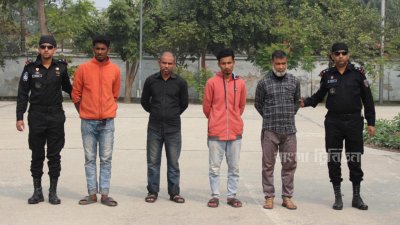 গ্রেফতারকৃত চার আসামি