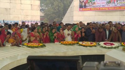 জিয়াউর রহমানের সমাধিতে বিএনপির পুষ্পস্তবক অর্পণ