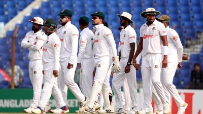ক্রিকেট গৌরবময় অনিশ্চয়তার খেলা বলেই বিশ্বাস পাচ্ছেন মিরাজ!
