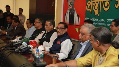 আ.লীগের সম্মেলনে পুলিশকে স্বেচ্ছাসেবক হিসেবে চান আবুল হাসনাত
