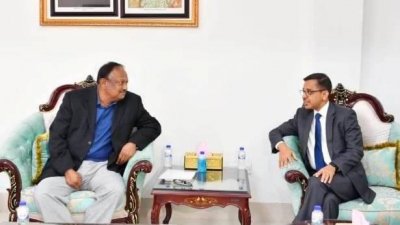 বাণিজ্যমন্ত্রী টিপু মুনশির সঙ্গে সাক্ষাৎ করেন বাংলাদেশে নিযুক্ত ভারতীয় হাই কমিশনার প্রণয় ভার্মা