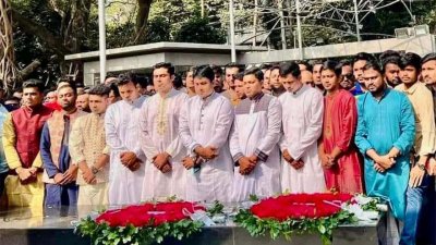 জাতির পিতা বঙ্গবন্ধু শেখ মুজিবুর রহমানের প্রতিকৃতিতে ফুল দিয়ে শ্রদ্ধা জানিয়েছেন ছাত্রলীগের নবনির্বাচিত নেতারা