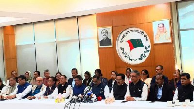 আওয়ামী লীগের জাতীয় সম্মেলন নিয়ে সংবাদ সম্মেলনে সাংবাদিকদের বিভিন্ন প্রশ্নের উত্তর দেন ওবায়দুল কাদের
