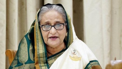 নতুন সভাপতিমণ্ডলীর প্রথম সভায় শেখ হাসিনা