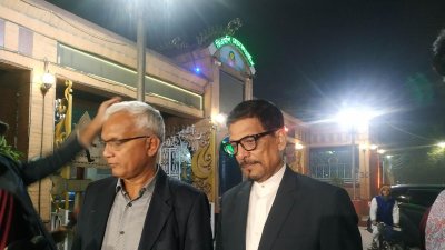 ৩০ ডিসেম্বরের গণমিছিল নিয়ে ডিএমপি কমিশনারের সঙ্গে দেখা করেন বিএনপির দুই নেতা