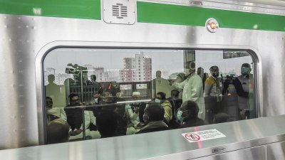 জনসাধারণের জন্য মেট্রোরেল উন্মুক্ত হচ্ছে আজ