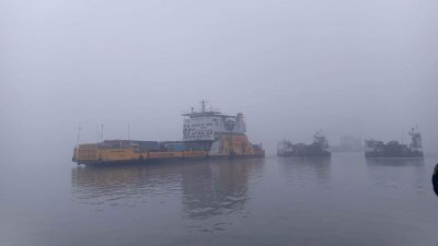 ফেরি ও লঞ্চ চলাচল শুরু হয়েছে