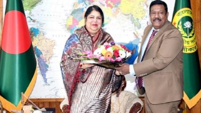 স্পিকারের সঙ্গে মন্ত্রিপরিষদ সচিবের সৌজন্য সাক্ষাৎ