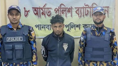 গ্রেফতার আব্দুস শুক্কুর