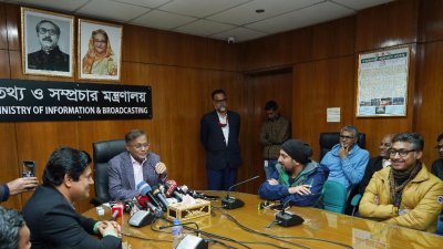 বক্তব্য রাখছেন তথ্য ও সম্প্রচারমন্ত্রী ড. হাছান মাহমুদ