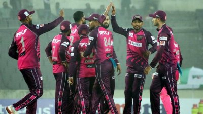 ১৯৪ রান তাড়া করে জিতলো মাশরাফির সিলেট স্ট্রাইকার্স
