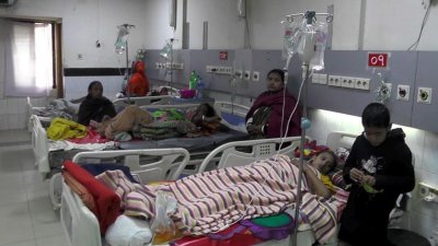রংপুর মেডিক্যাল কলেজ হাসপাতালের বার্ন অ্যান্ড প্লাস্টিক সার্জারি ইউনিটে দগ্ধ রোগীর সংখ্যা বাড়ছে