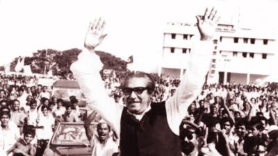 রেসকোর্স ময়দানে জাতির পিতা বঙ্গবন্ধু শেখ মুজিবুর রহমান, ছবি: সংগৃহীত