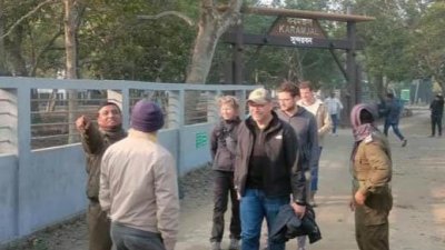 সুন্দরবন ভ্রমণে যুক্তরাষ্ট্রের রাষ্ট্রদূত পিটার হ্যাস