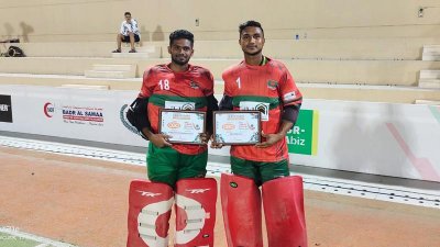বাংলাদেশের দুই খেলোয়ার