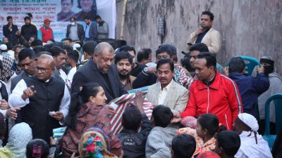 এক হাজার মানুষকে শীতবস্ত্র দিলো যুবলীগ